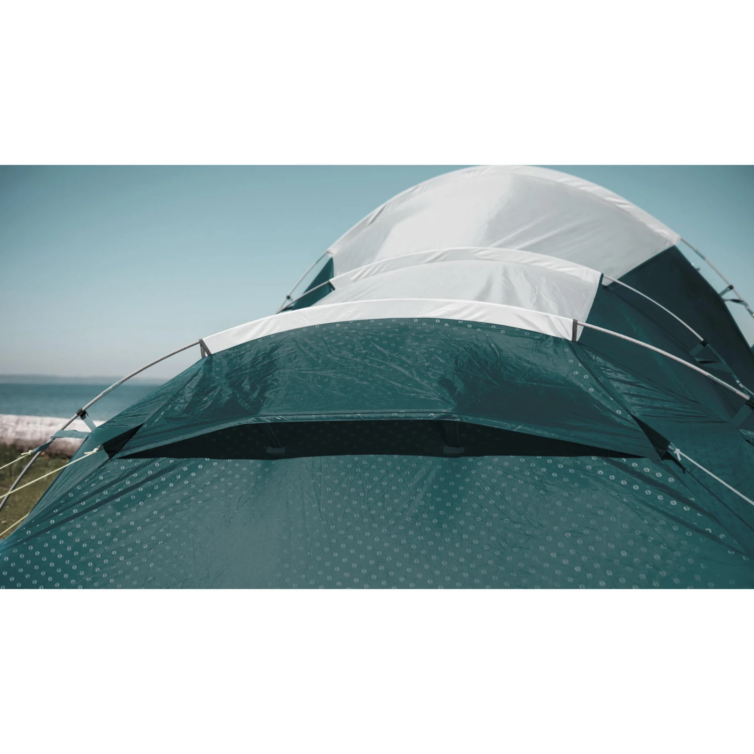 Outwell Earth 4 - Vier-Personen-Tunnel-Zelt 9 Outwell Earth 4 - Vier-Personen-Tunnel-Zelt – Bild 8